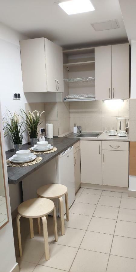Babilon Hostel Krakau Buitenkant foto