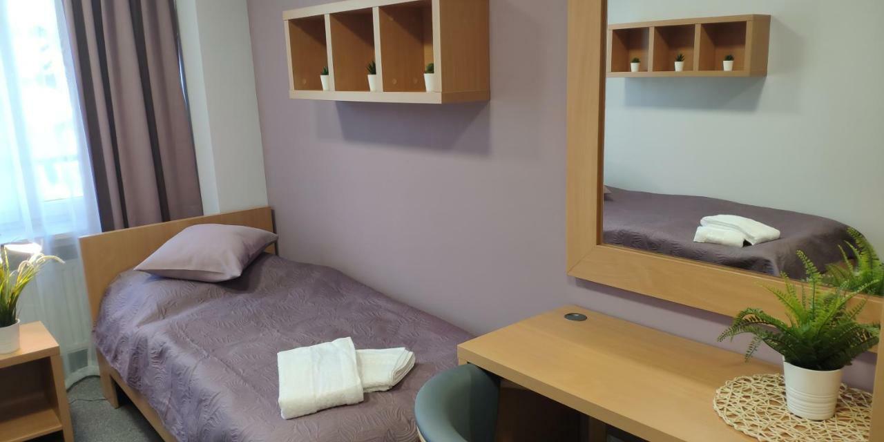 Babilon Hostel Krakau Buitenkant foto